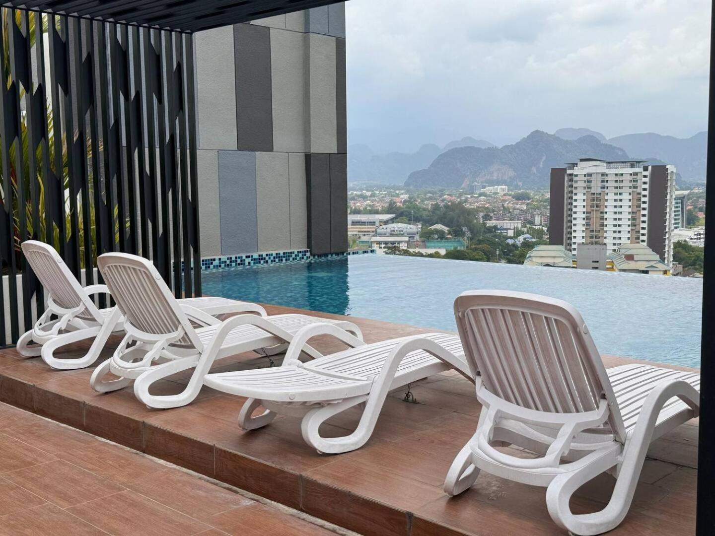 Jomstay - Horizon Suites Ipoh Town Skypool Ngoại thất bức ảnh